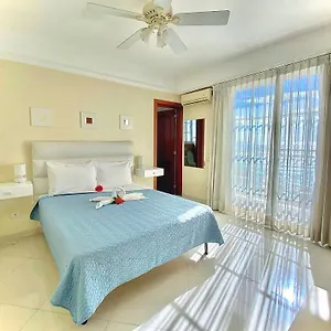 Shakey Saint-Domingue